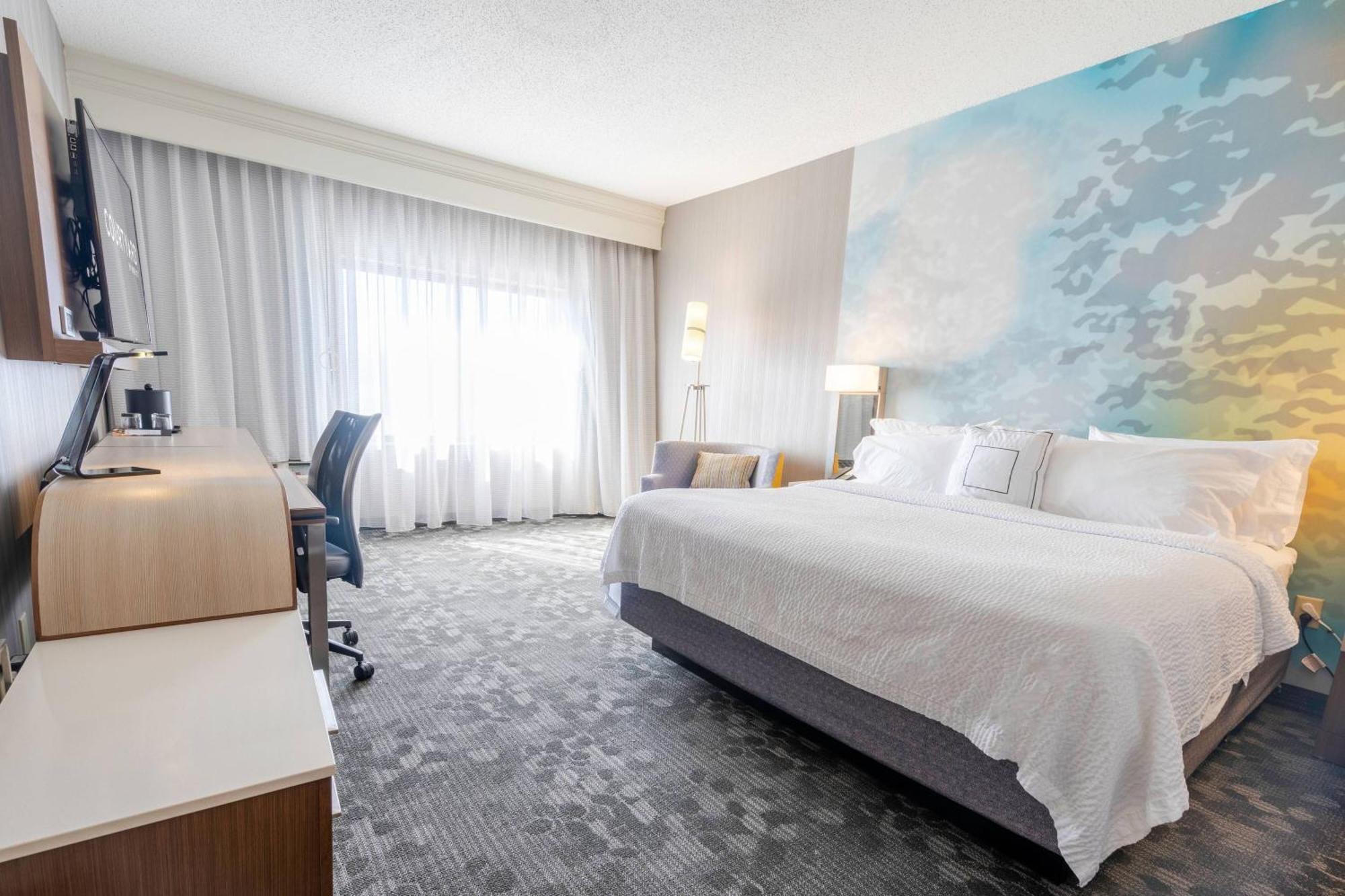 מלון Courtyard By Marriott Cleveland ווילובי מראה חיצוני תמונה